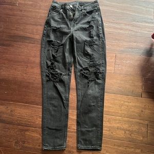 American Eagle Mom Jeans
